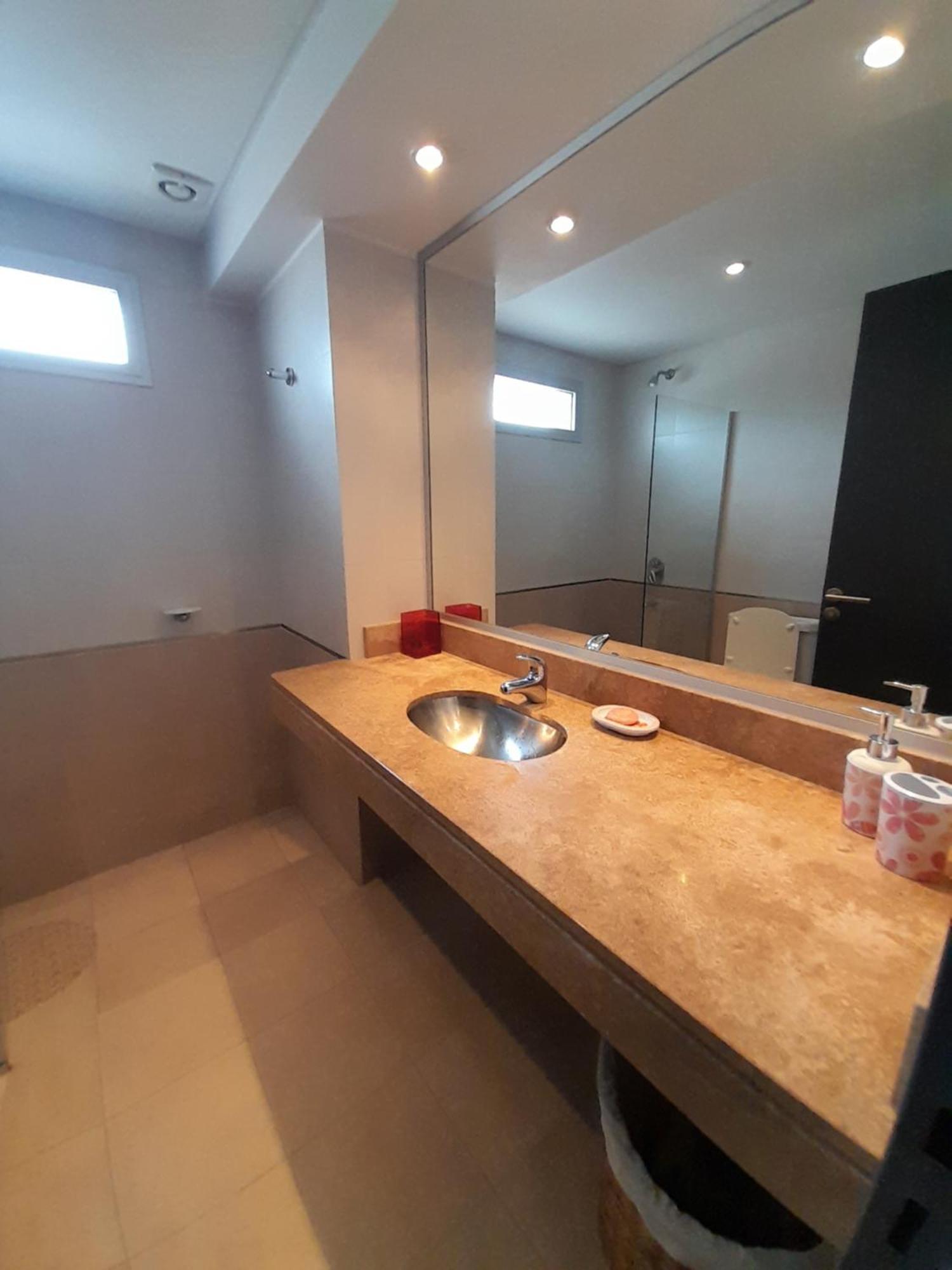 Departamento Centrico Plaza Alvarado Con Cochera Сальта Экстерьер фото